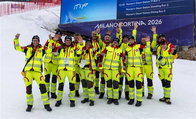 Alcuni soccorritori della Croce Bianca in servizio durante i Giochi Olimpici Invernali Milano Cortina 2026