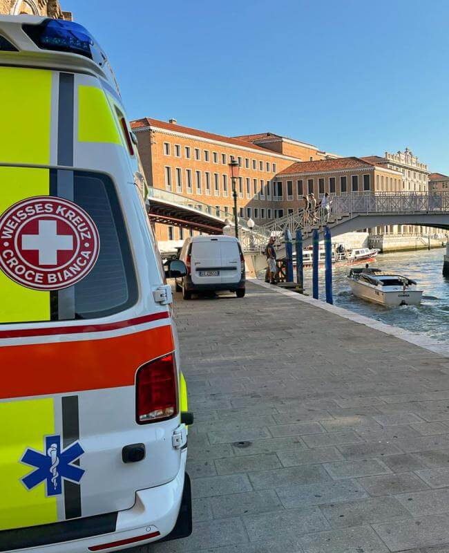 i volontari nei trasporti a lunga percorrenza riportano i pazienti in sicurezza a casa